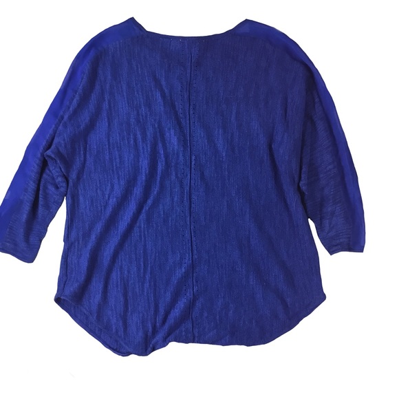 Moth 3/4 Sleeve Sweater - Picture 2 of 4